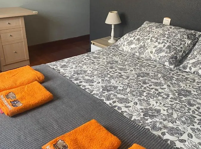 Amezola 2- Con Bano Exterior De Uso Privado En Casa Compartida Accommodatie bij particulieren Bilbao